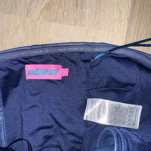 SOLD -PC - Picture 4 of 7